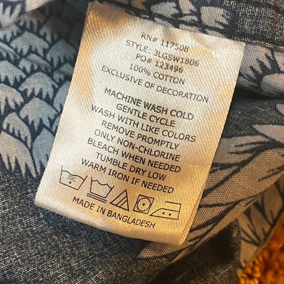 Levis Mens Hawaiian Shirt XL Navy Blue Pineapple All Over Print Short Sleeve Top - Picture 7 of 9